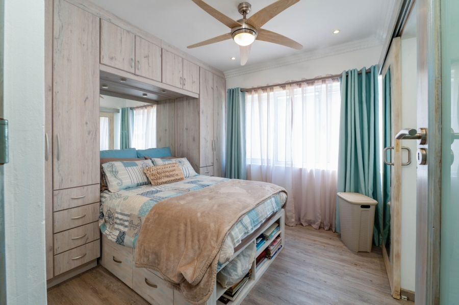 4 Bedroom Property for Sale in Outeniqua Strand Western Cape